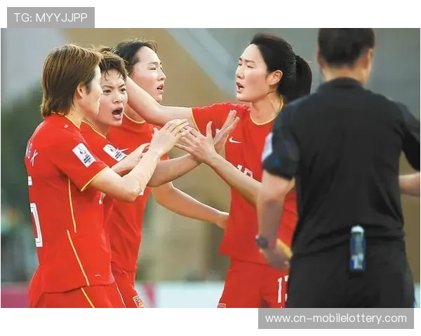 女足亚洲杯决赛精彩对决 中国女足力克对手勇夺桂冠